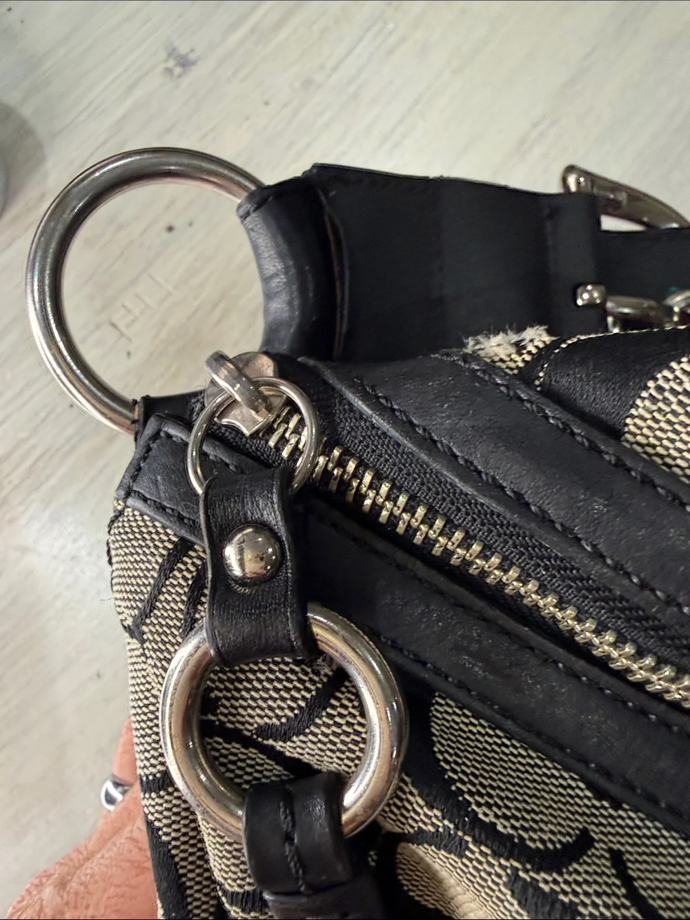 Coach Larg SOHO Signature Hobo Bag in Black and Tan